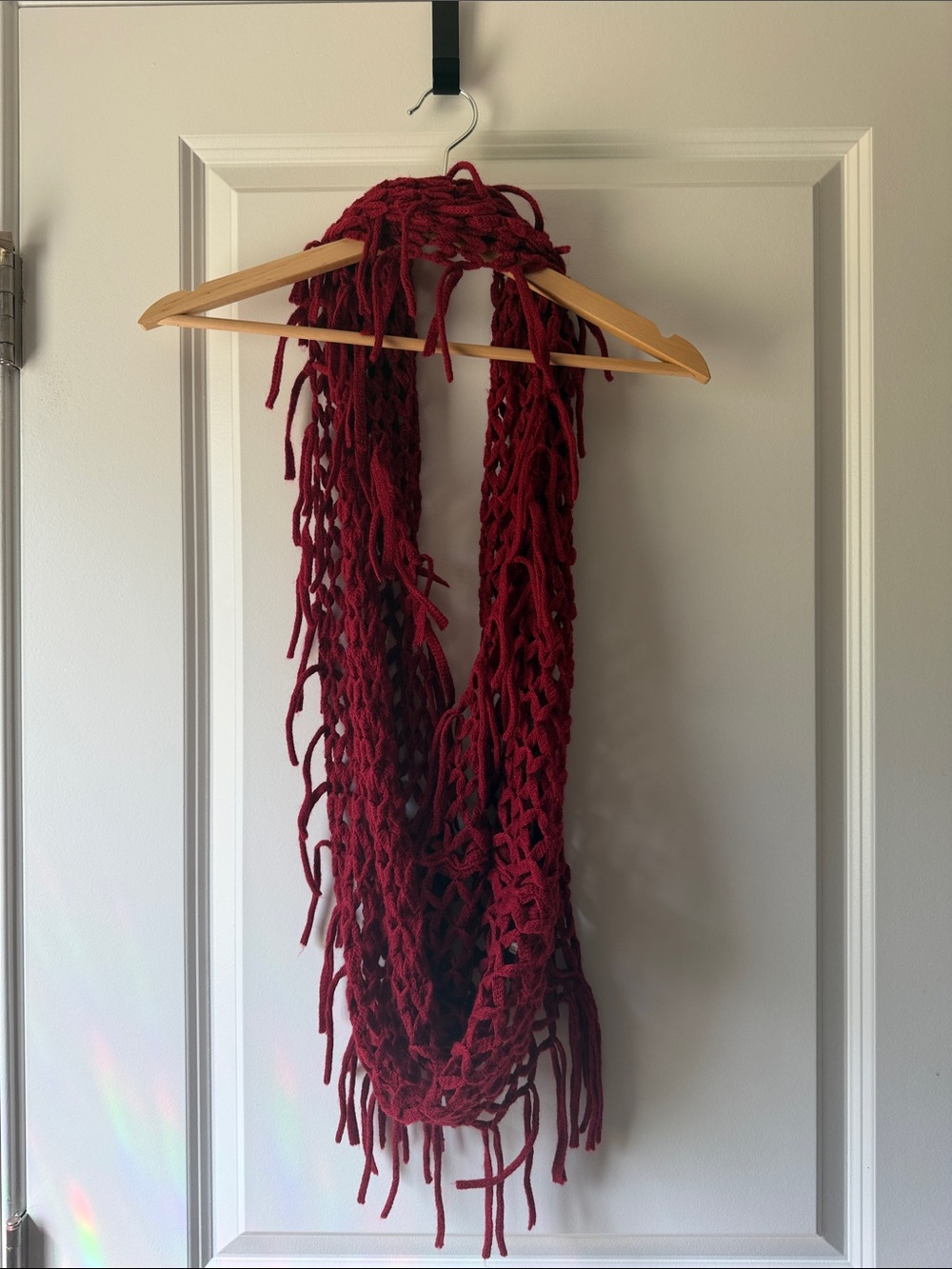 Chunky Open-Weave Fringe Infinity Scarf - Burgundy